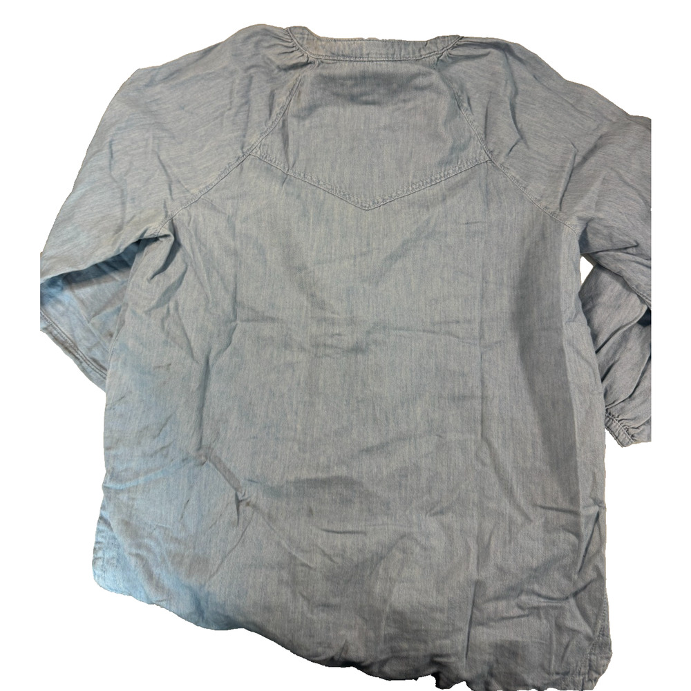 Universal Thread Women's Poet Button Down Denim Shirt Light Wash Size S NWT - Picture 5 of 6